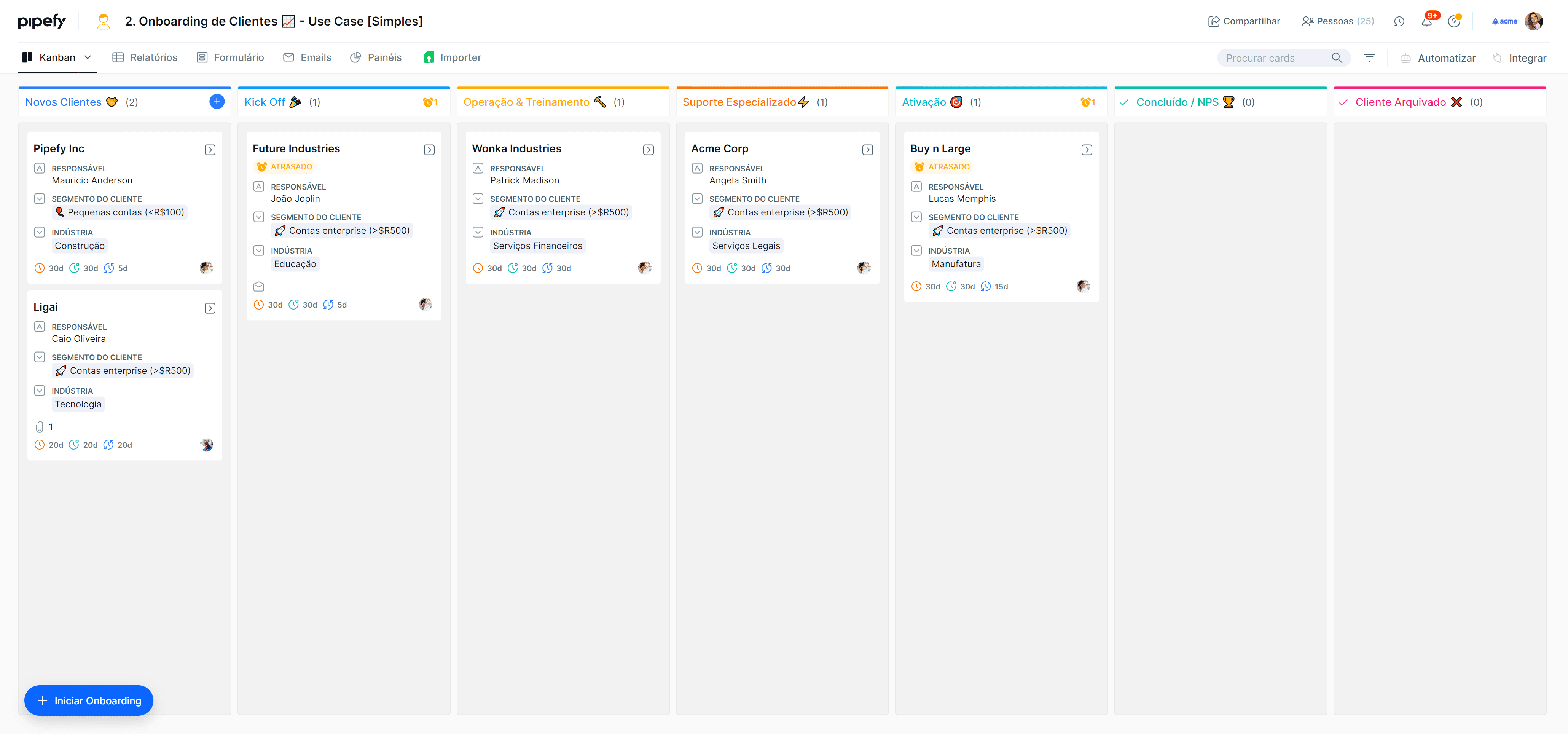 Tablero Kanban para ejemplos de incorporación de clientes en Pipefy.